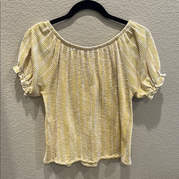 W5 Yellow and White Blouse with Ruched Neckline and Buttoned Style - Picture 2 of 3